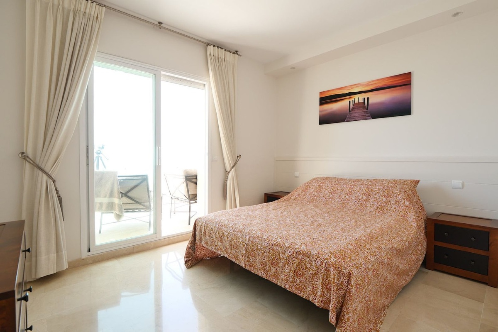 Resale - apartment - Marbella - Cabopino