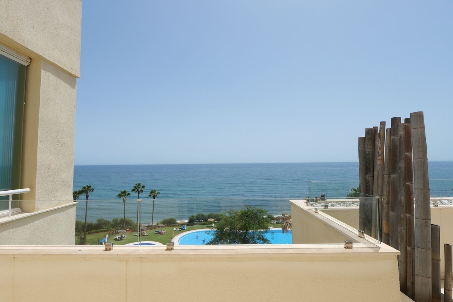 Resale - apartment - Marbella - Cabopino