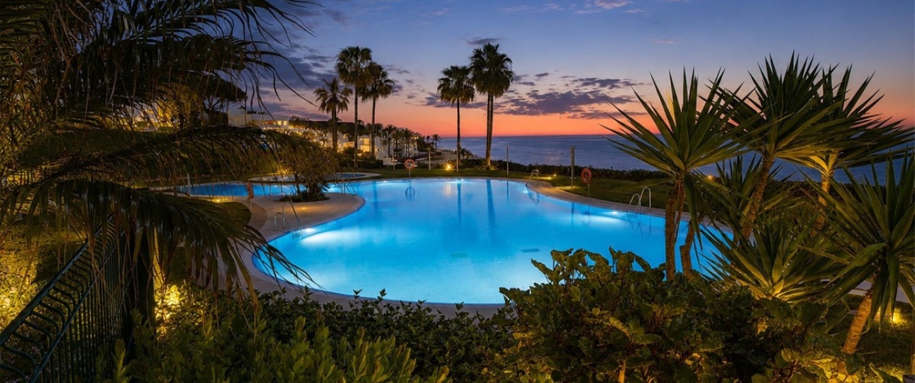 Resale - apartment - Marbella - Cabopino