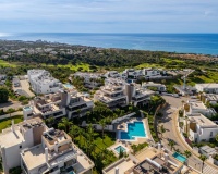 Resale - apartment - Marbella - Cabopino
