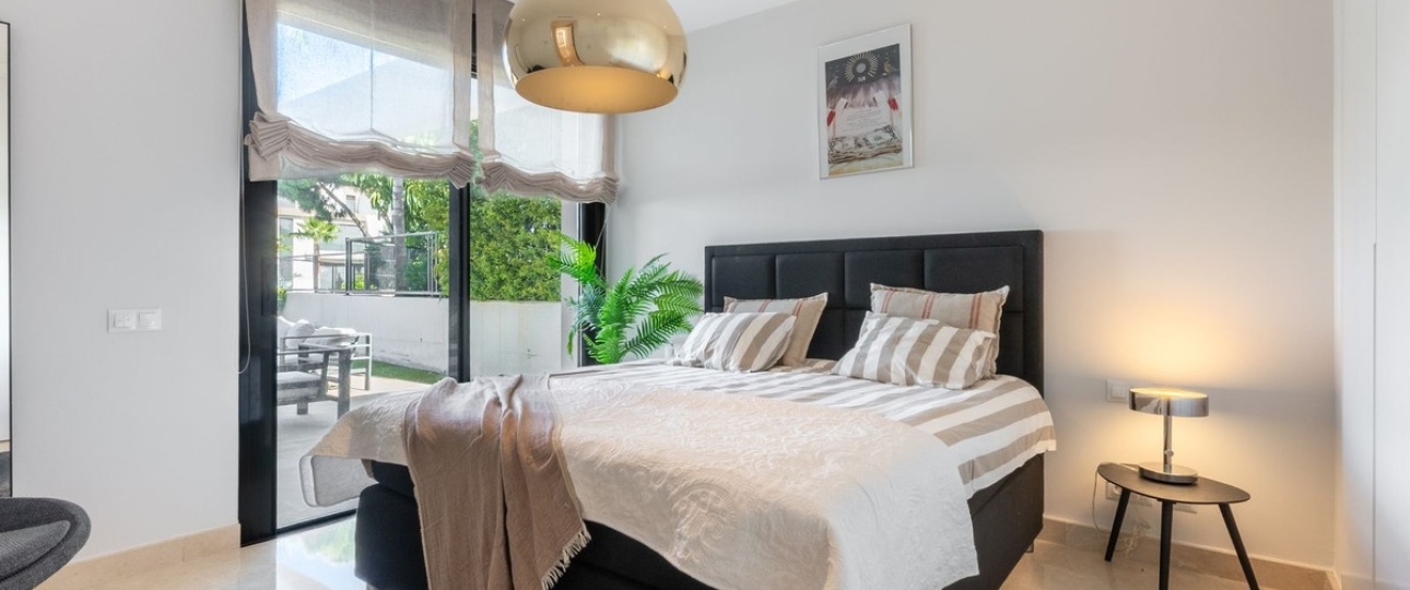 Resale - apartment - Marbella - Cabopino