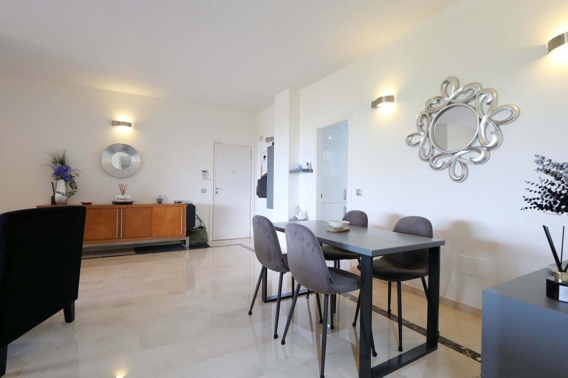 Resale - apartment - Marbella - Cabopino
