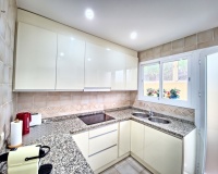 Resale - apartment - Marbella - Cabopino
