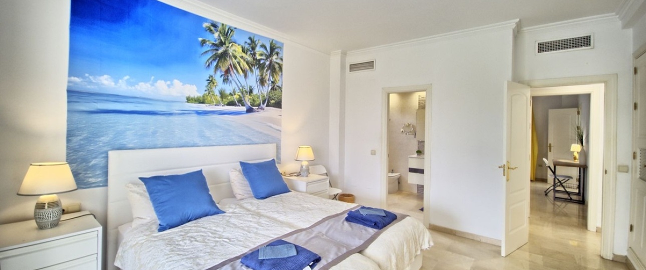 Resale - apartment - Marbella - Cabopino