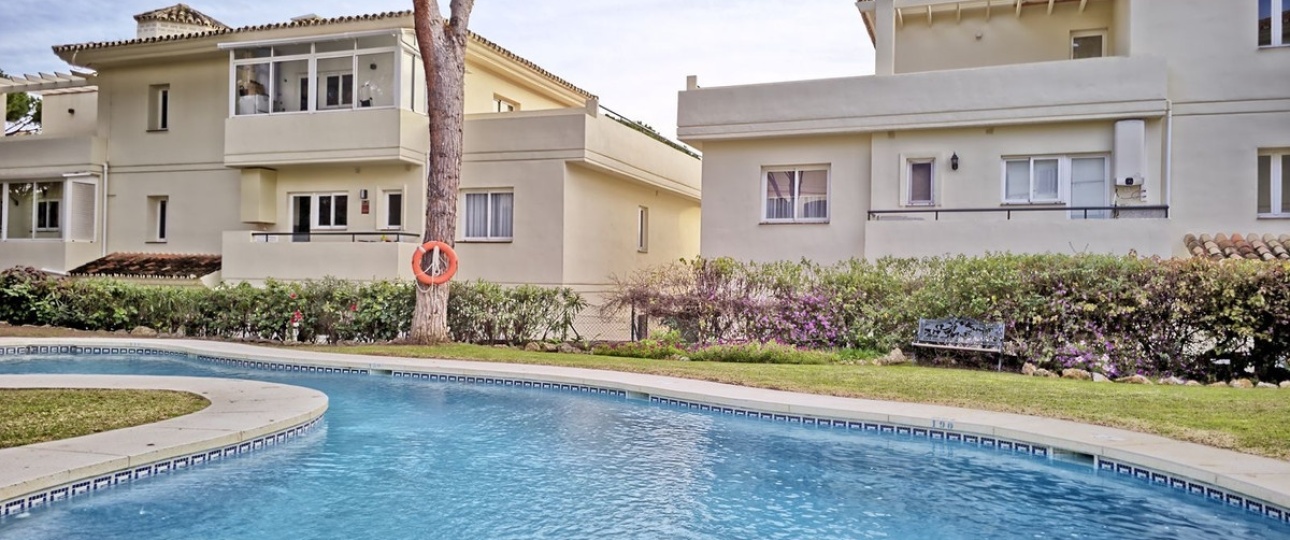 Resale - apartment - Marbella - Cabopino