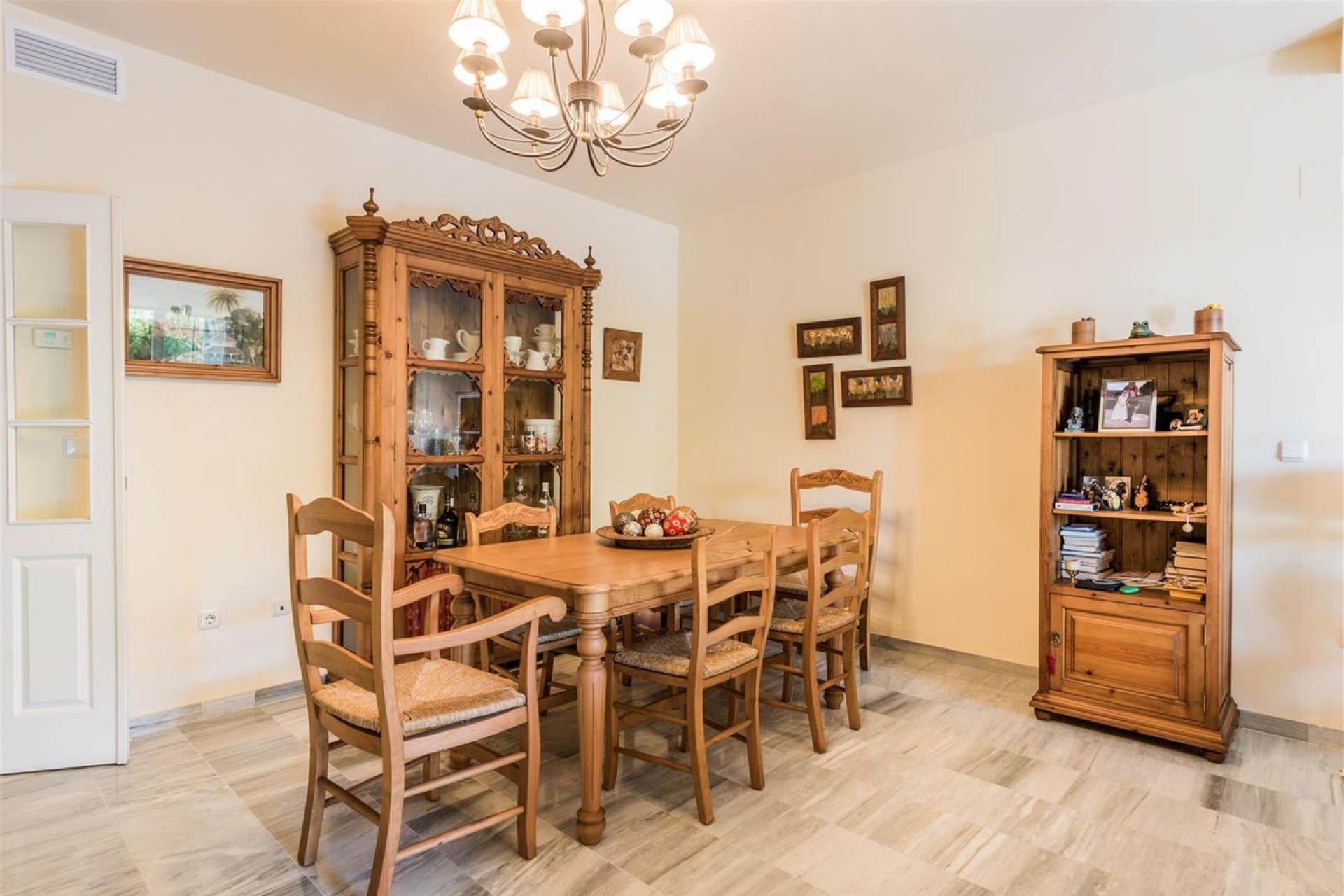 Resale - apartment - Marbella - Cabopino