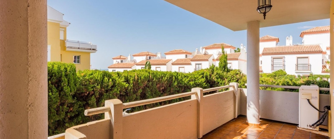 Resale - apartment - Marbella - Cabopino