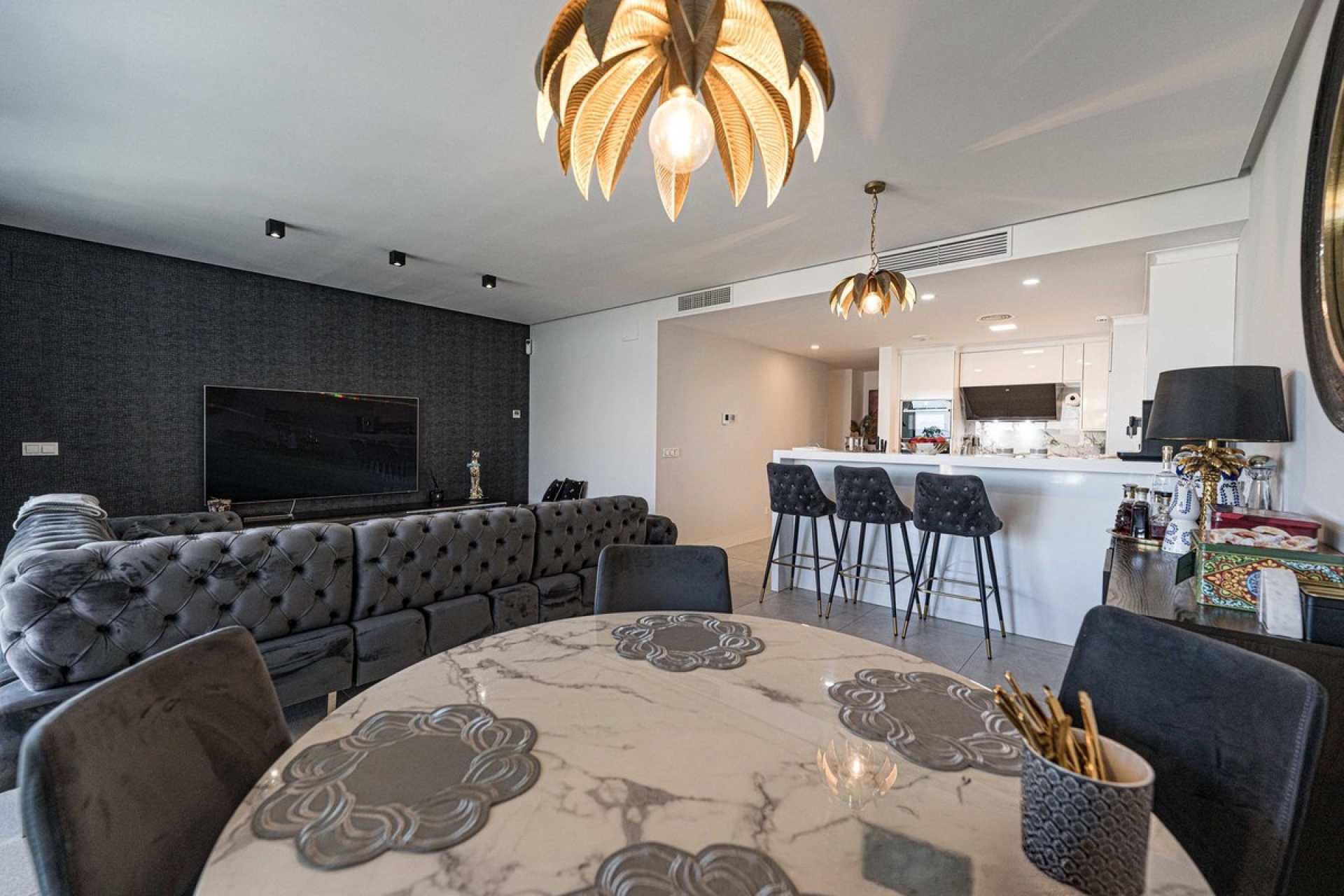 Resale - apartment - Marbella - Cabopino