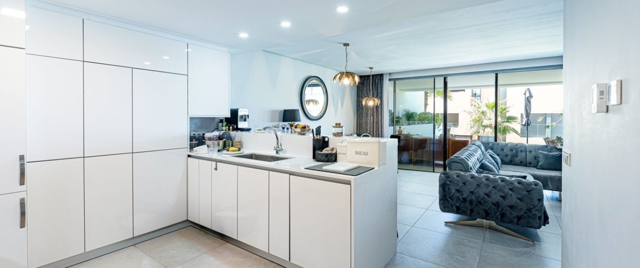Resale - apartment - Marbella - Cabopino