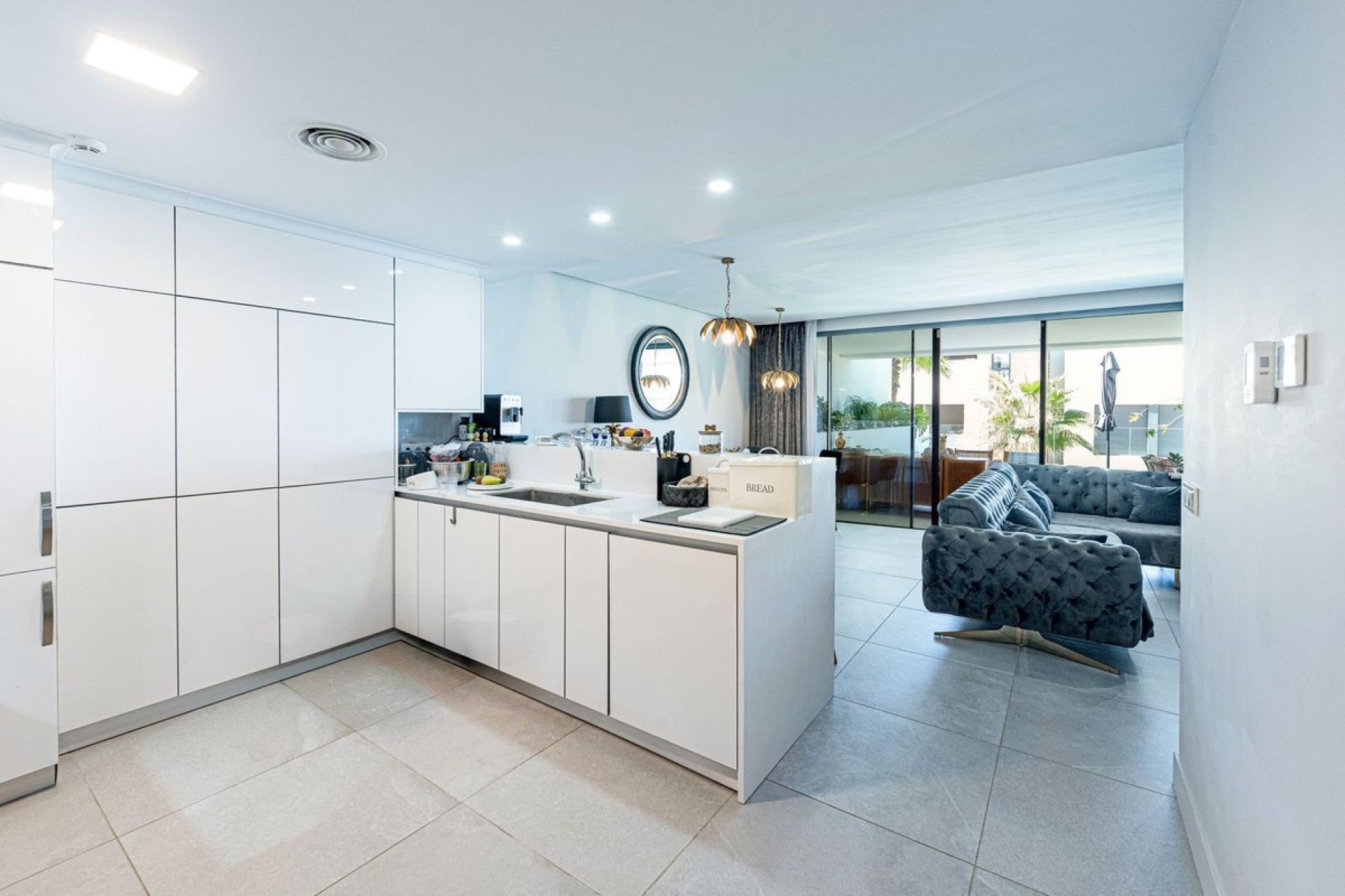 Resale - apartment - Marbella - Cabopino