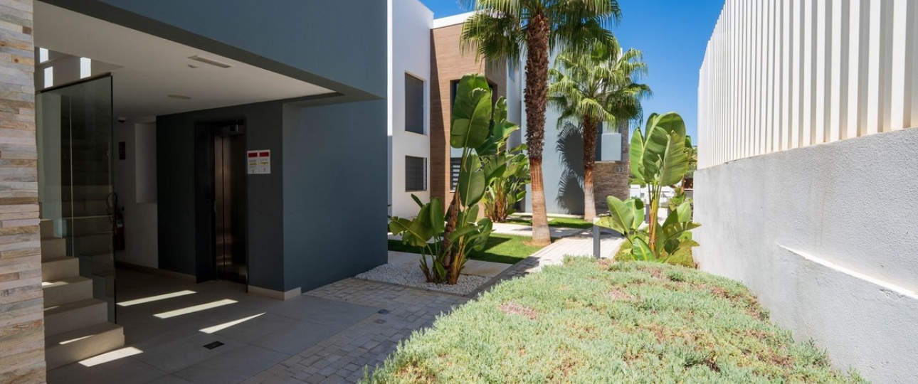 Resale - apartment - Marbella - Cabopino