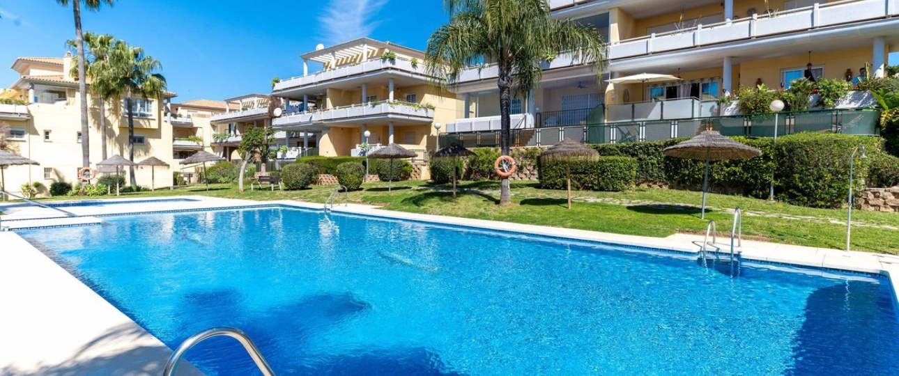 Resale - apartment - Marbella - Cabopino