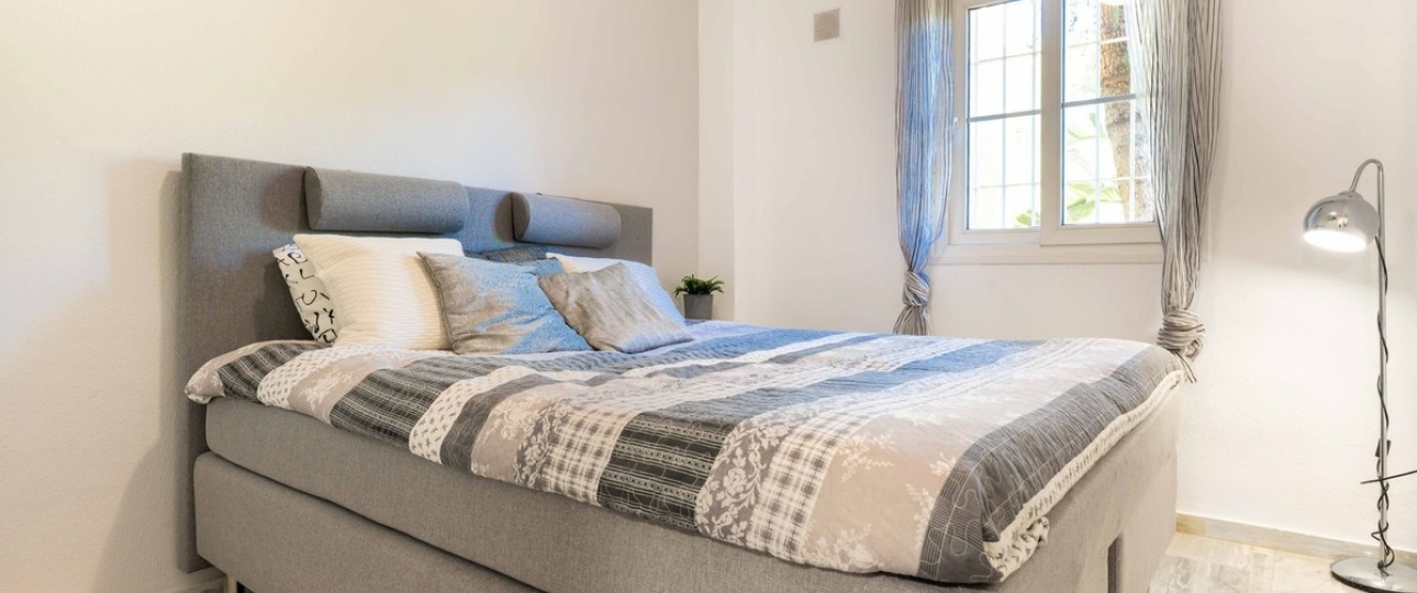 Resale - apartment - Marbella - Cabopino