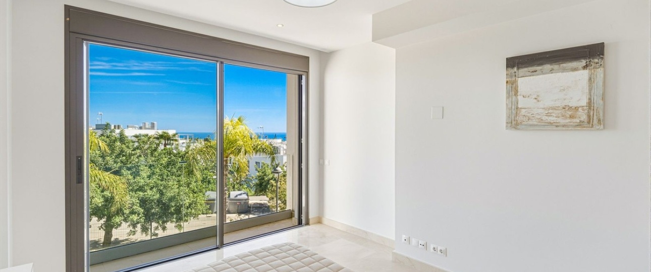 Resale - apartment - Marbella - Cabopino