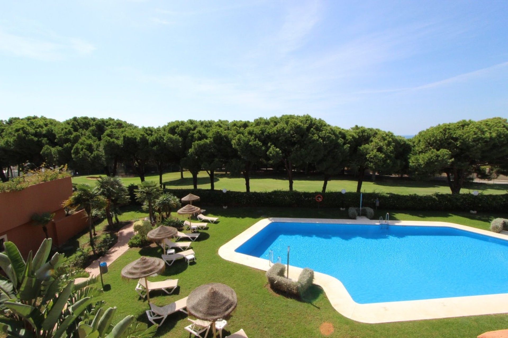 Resale - apartment - Marbella - Cabopino