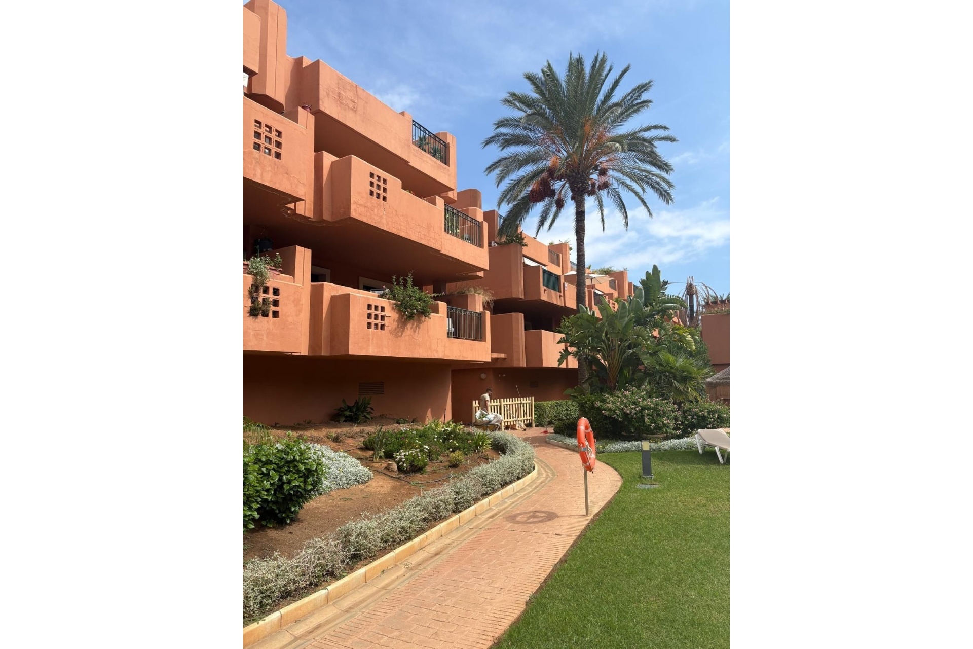 Resale - apartment - Marbella - Cabopino