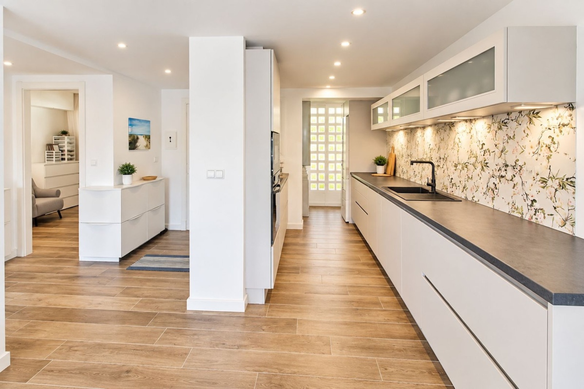 Resale - apartment - Marbella - Cabopino