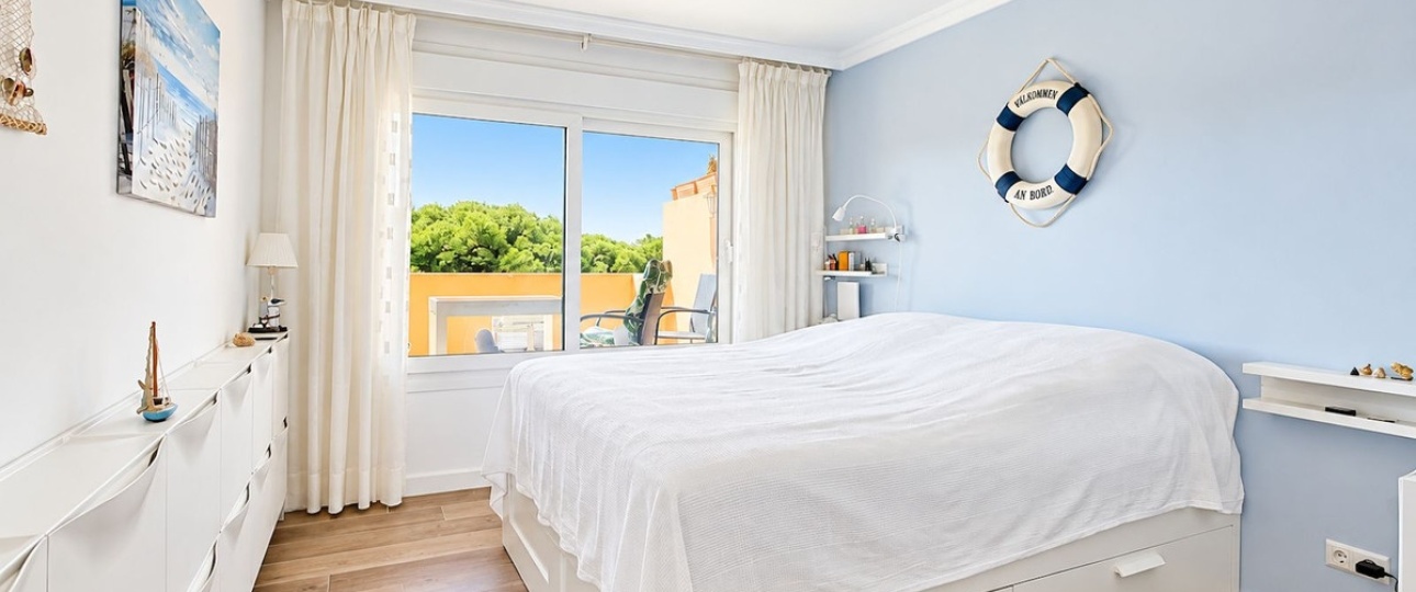 Resale - apartment - Marbella - Cabopino