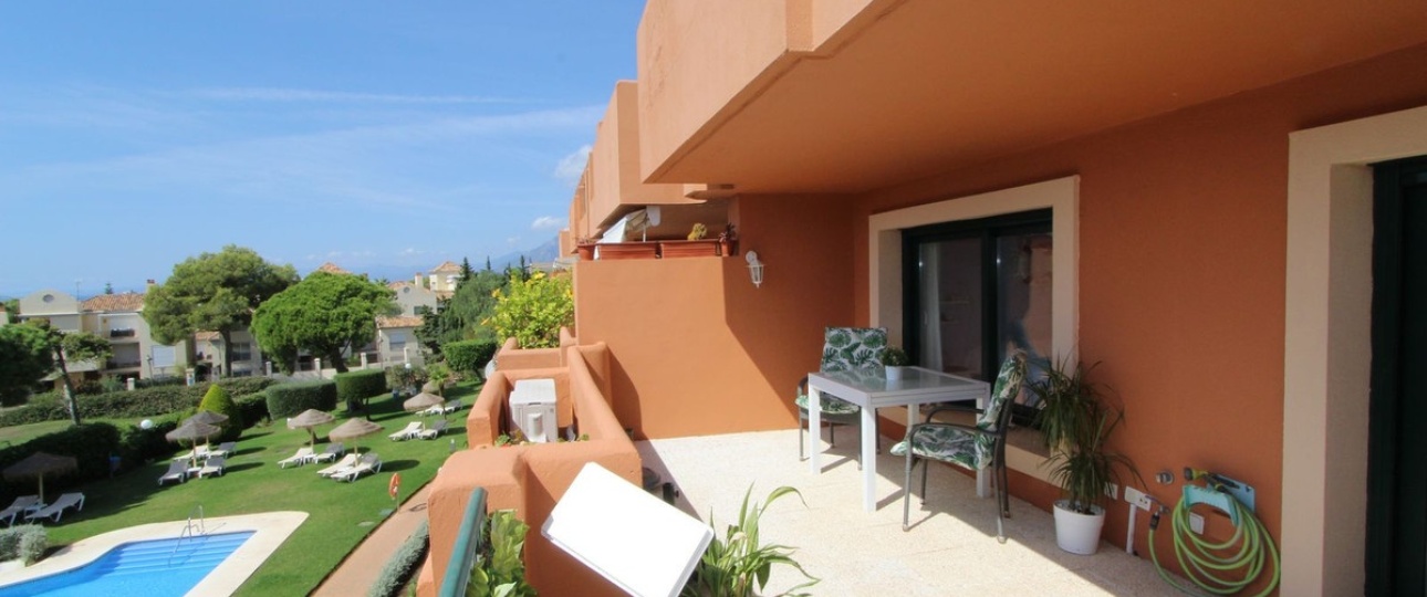 Resale - apartment - Marbella - Cabopino