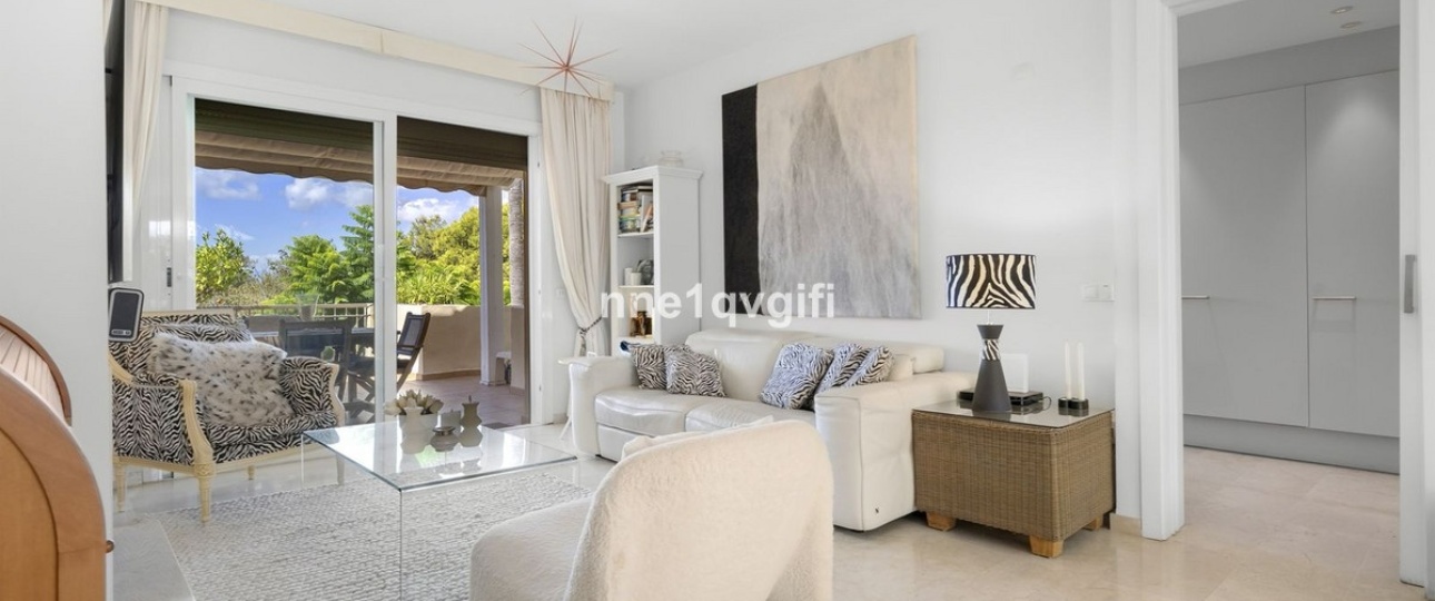 Resale - apartment - Marbella - Cabopino