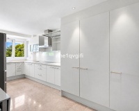 Resale - apartment - Marbella - Cabopino