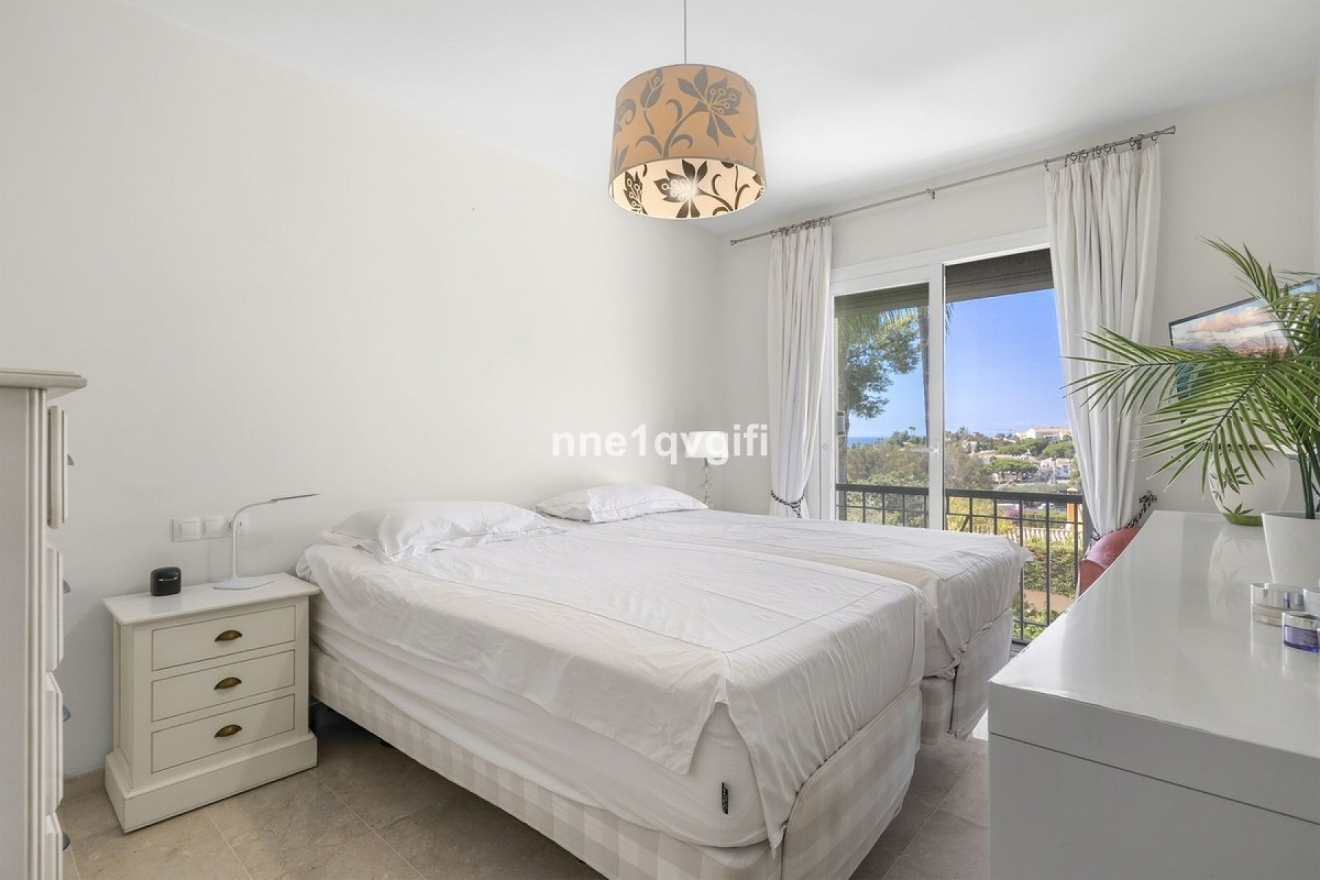 Resale - apartment - Marbella - Cabopino