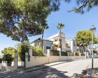 Resale - apartment - Marbella - Cabopino
