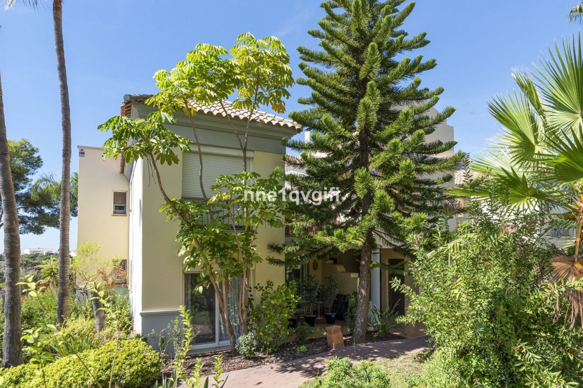 Resale - apartment - Marbella - Cabopino