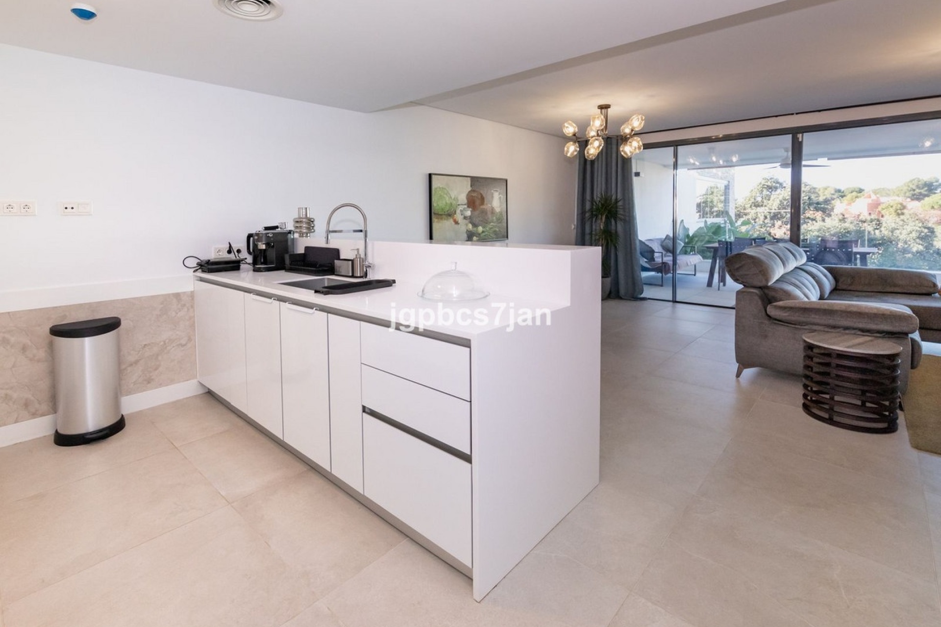 Resale - apartment - Marbella - Cabopino