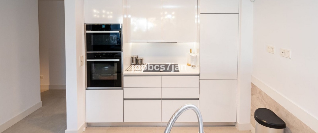 Resale - apartment - Marbella - Cabopino