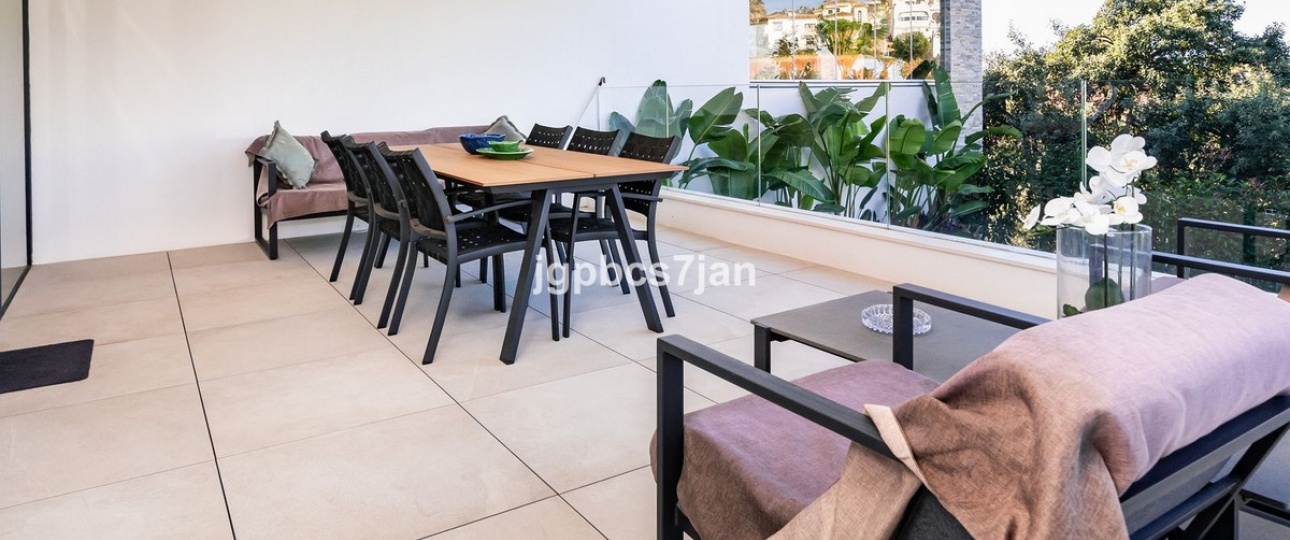 Resale - apartment - Marbella - Cabopino