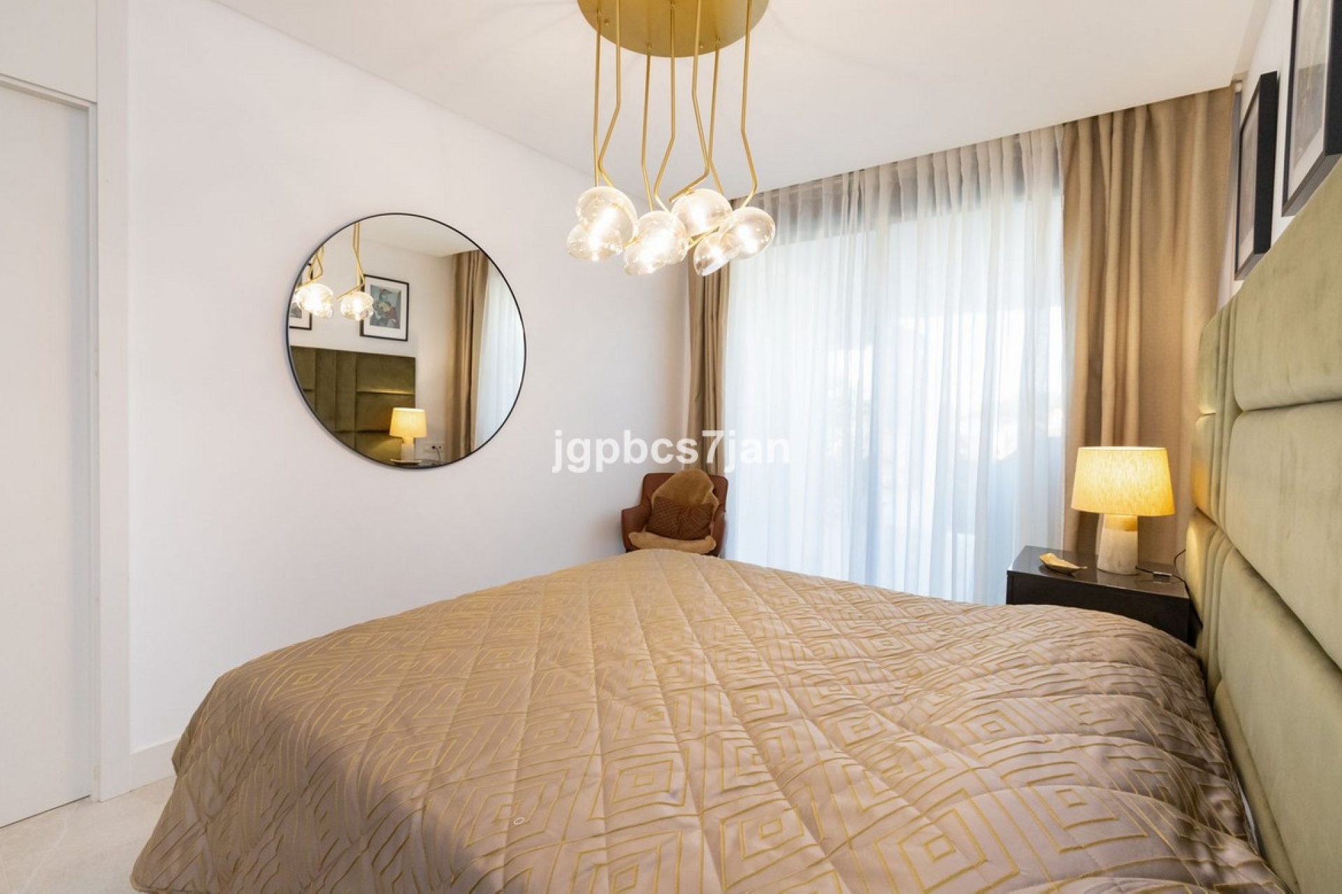 Resale - apartment - Marbella - Cabopino