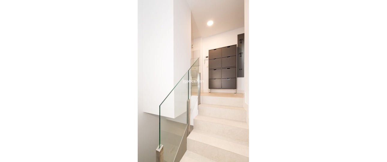 Resale - apartment - Marbella - Cabopino