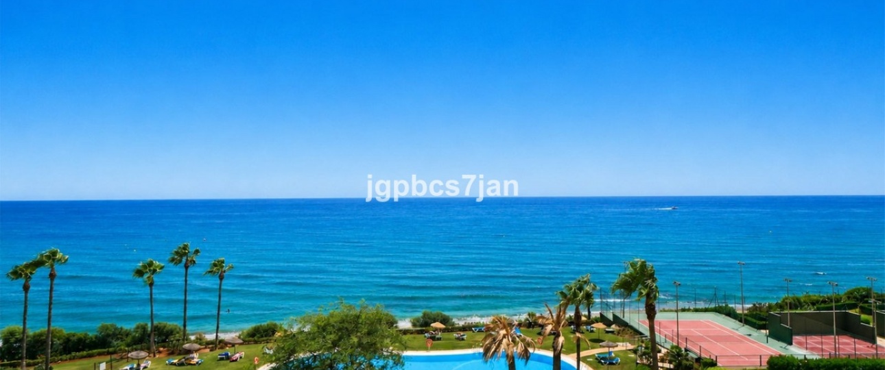 Resale - apartment - Marbella - Cabopino