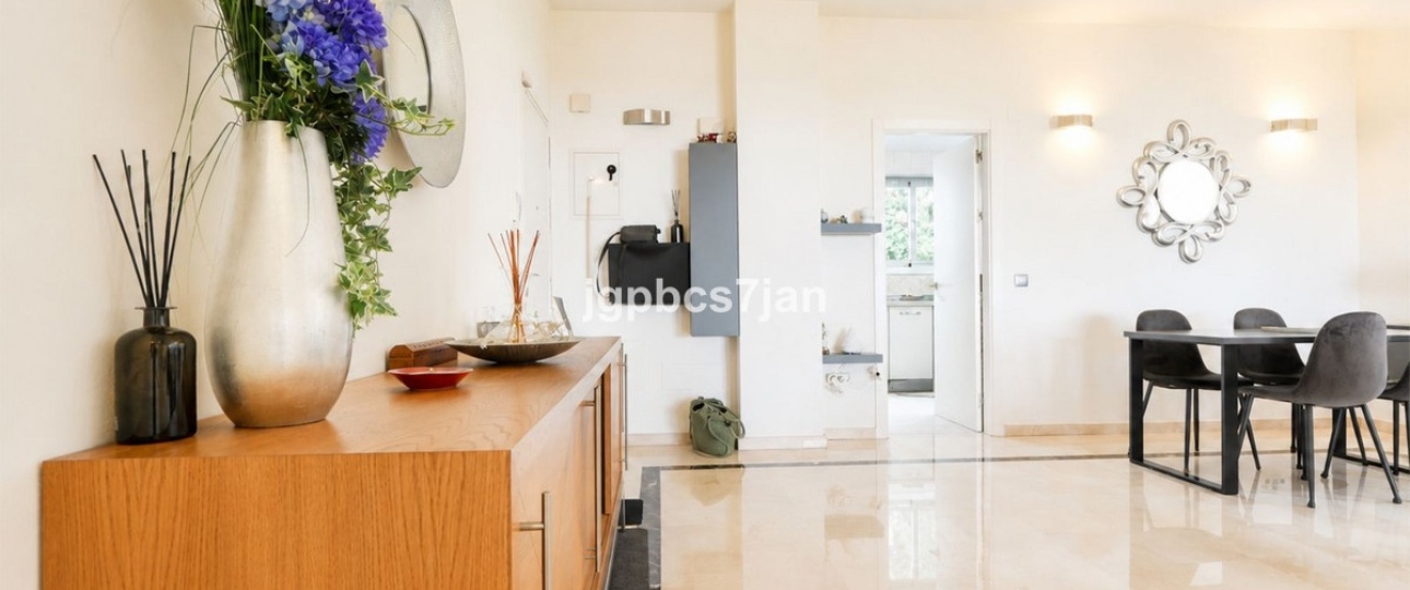 Resale - apartment - Marbella - Cabopino