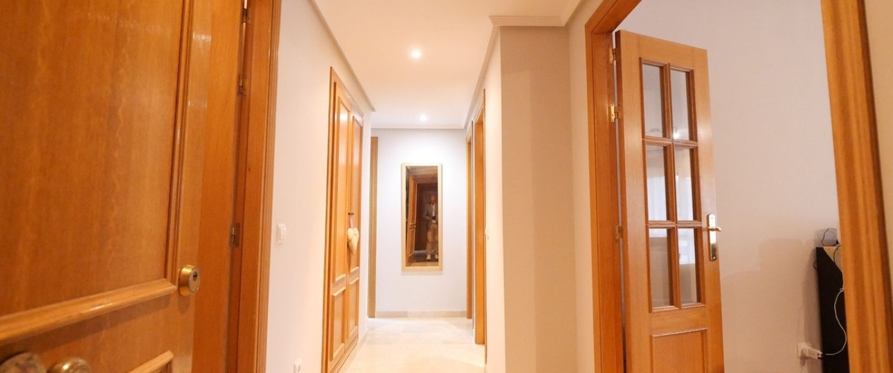 Resale - apartment - Marbella - Cabopino