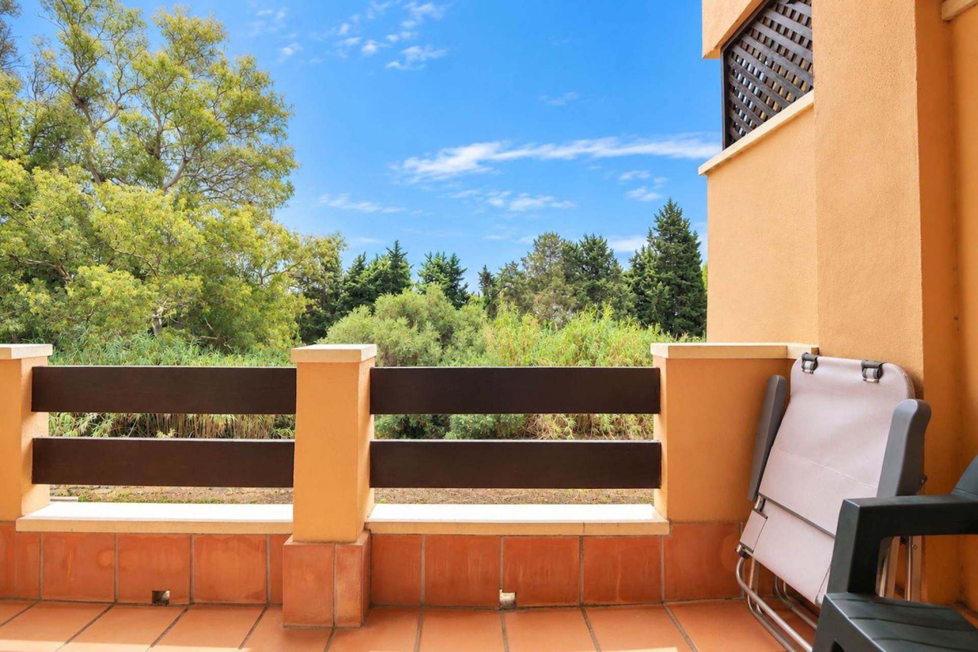 Resale - apartment - Marbella - Cabopino