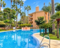 Resale - apartment - Marbella - Cabopino