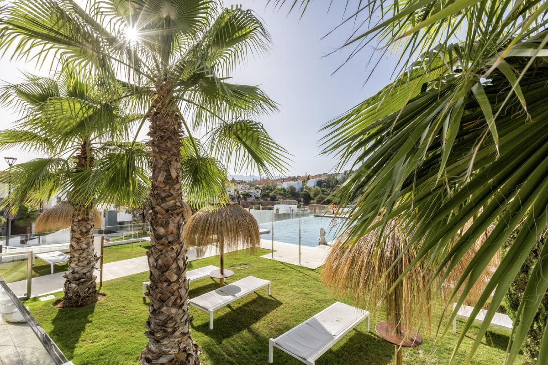 Resale - apartment - Marbella - Cabopino