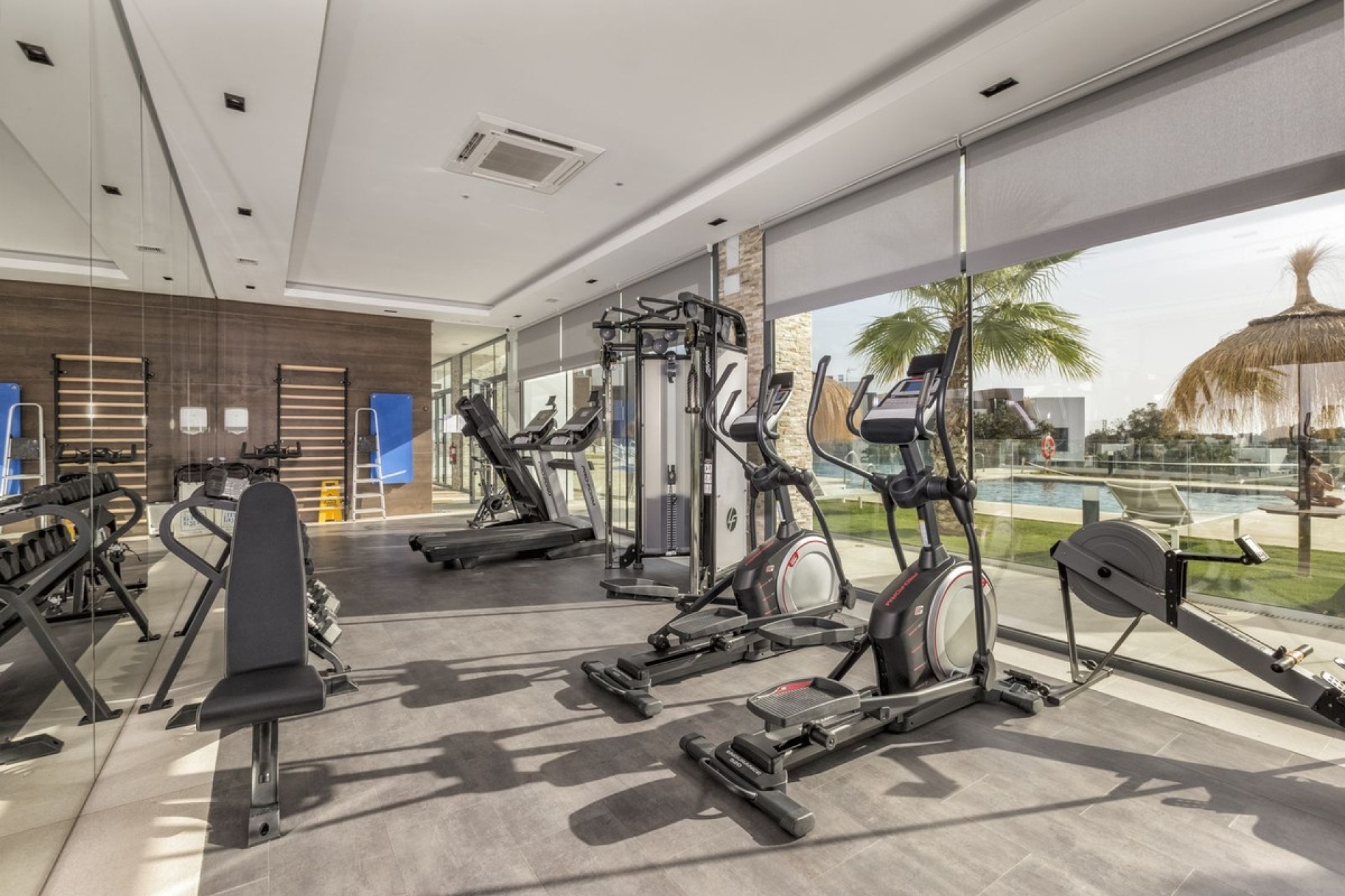Resale - apartment - Marbella - Cabopino
