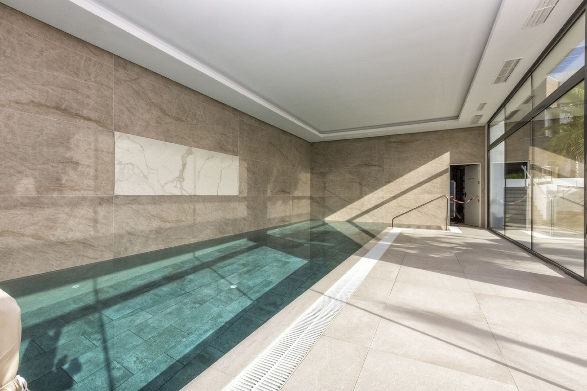 Resale - apartment - Marbella - Cabopino