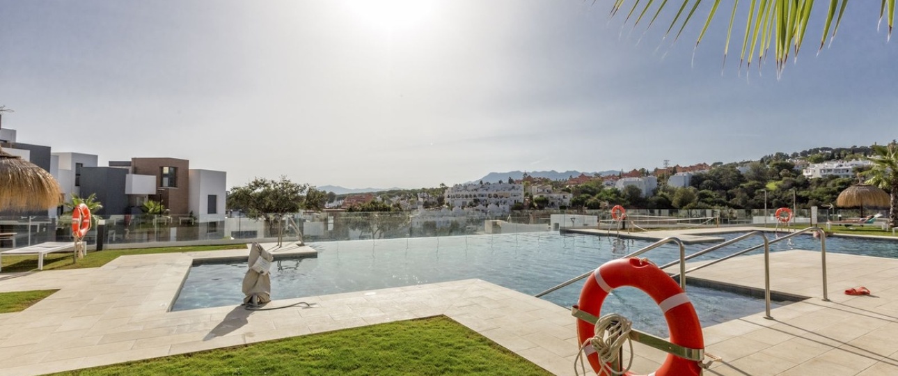 Resale - apartment - Marbella - Cabopino