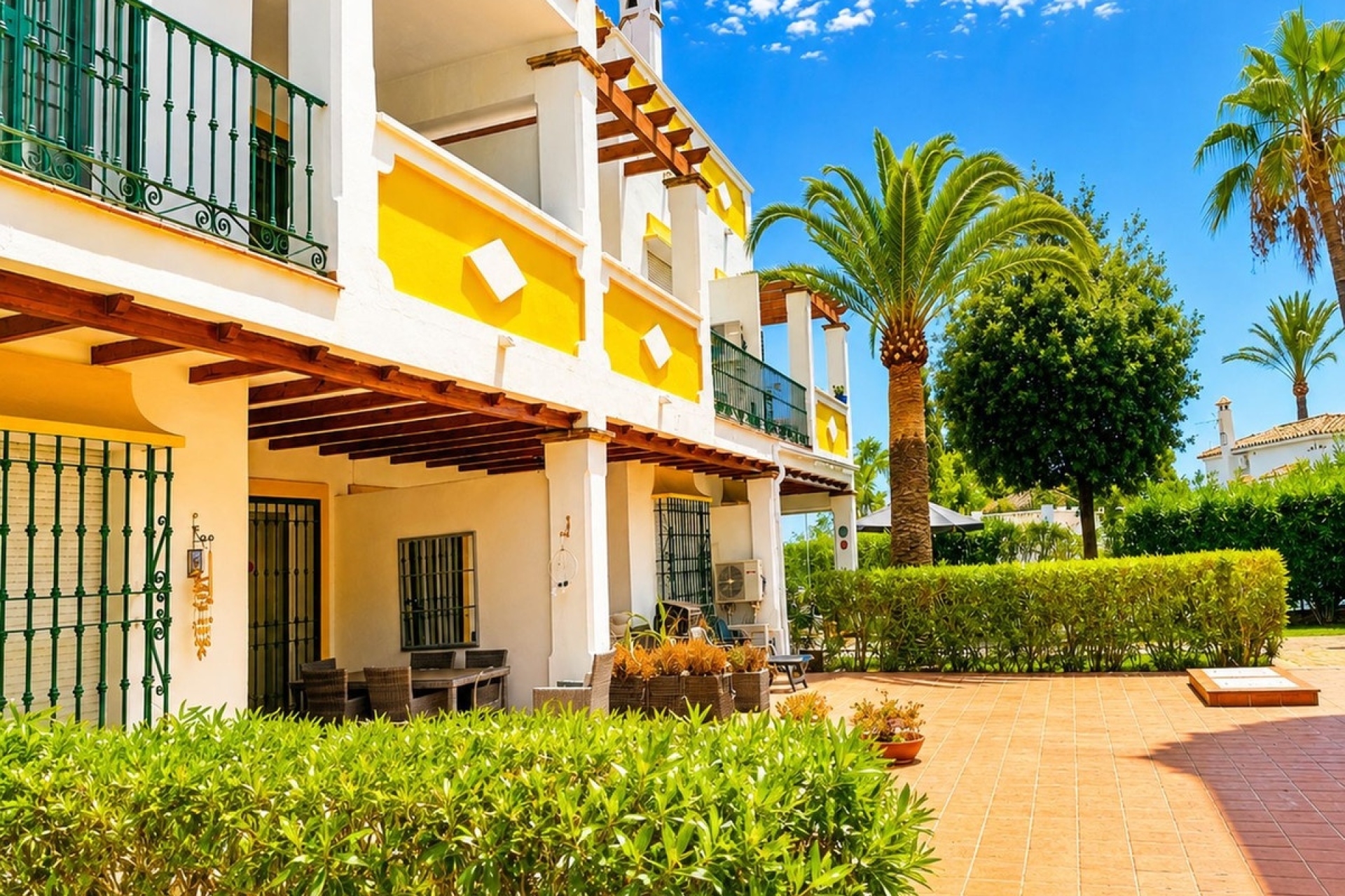 Resale - apartment - Marbella - Carib Playa
