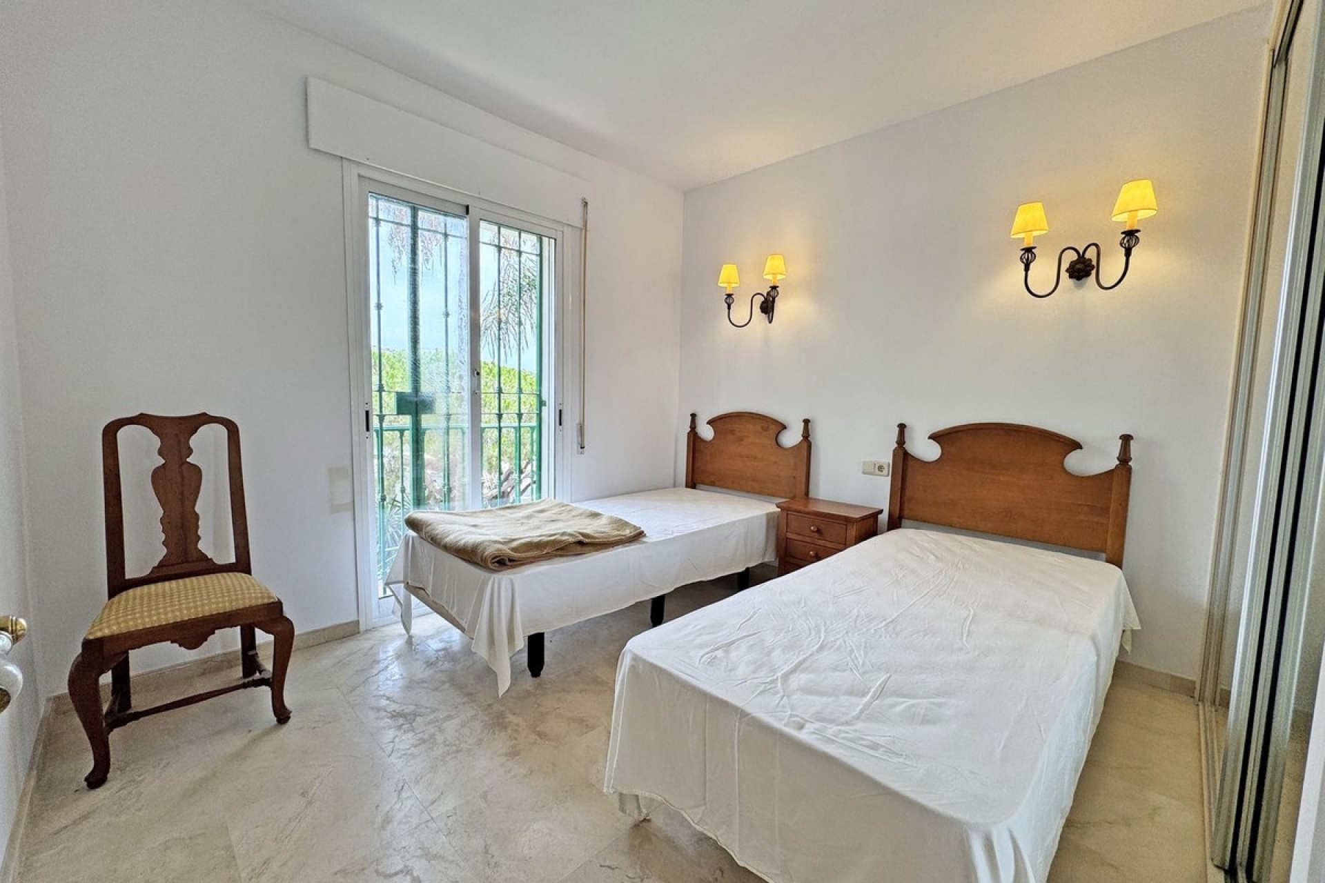 Resale - apartment - Marbella - Carib Playa