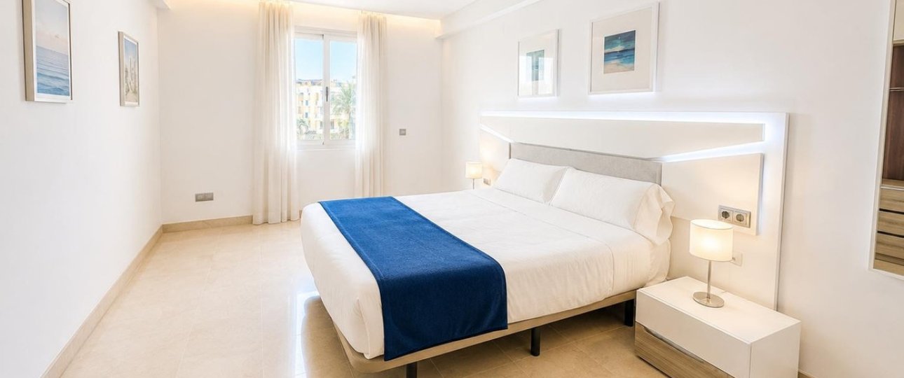 Resale - apartment - Marbella - Cortijo Blanco
