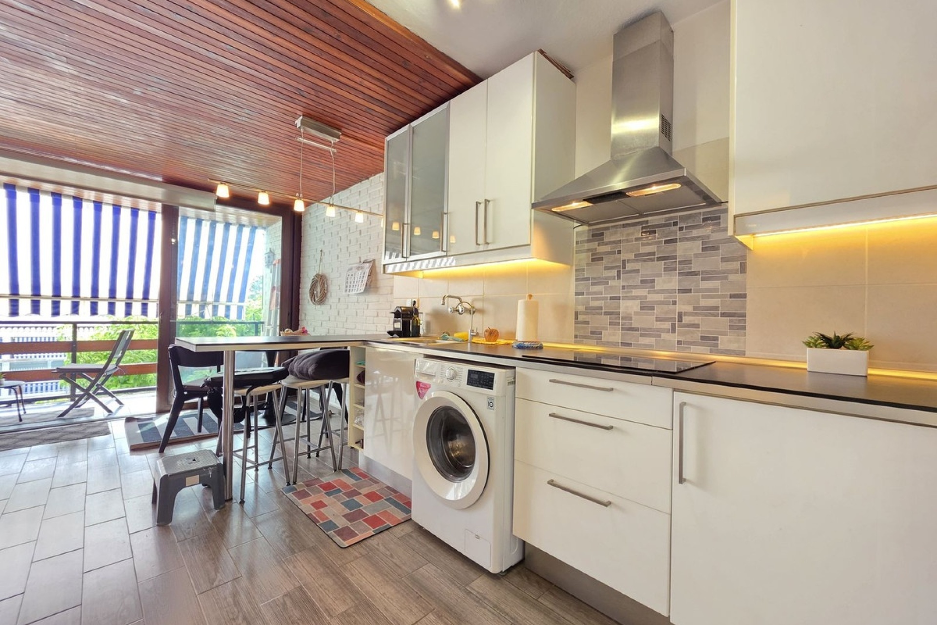 Resale - apartment - Marbella - Cortijo Blanco