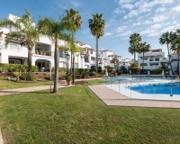Resale - apartment - Marbella - Cortijo Blanco
