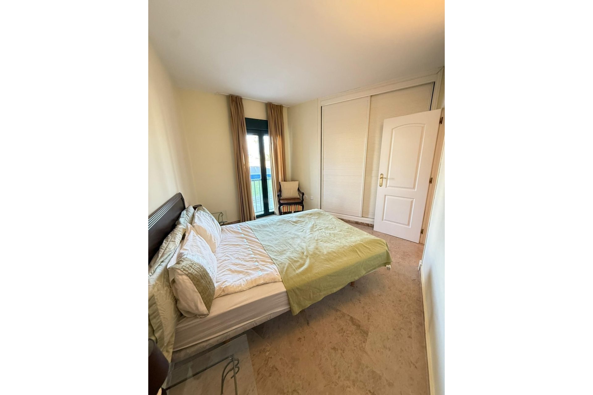 Resale - apartment - Marbella - Cortijo Blanco