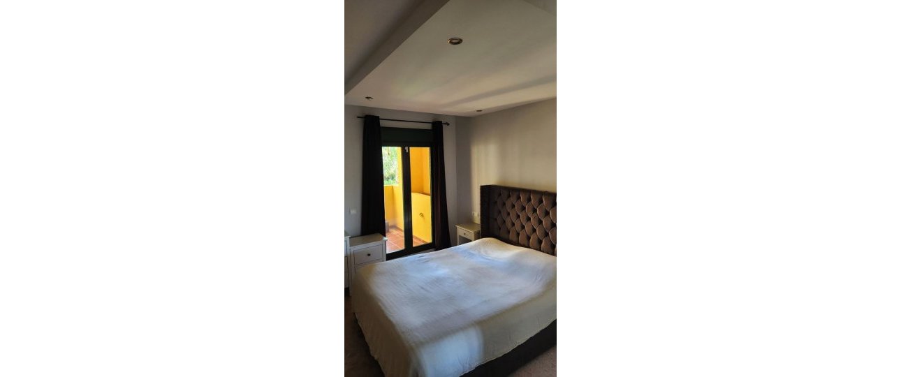 Resale - apartment - Marbella - Cortijo Blanco