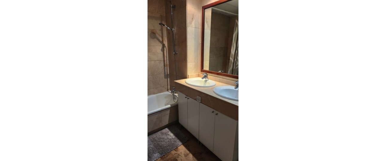 Resale - apartment - Marbella - Cortijo Blanco